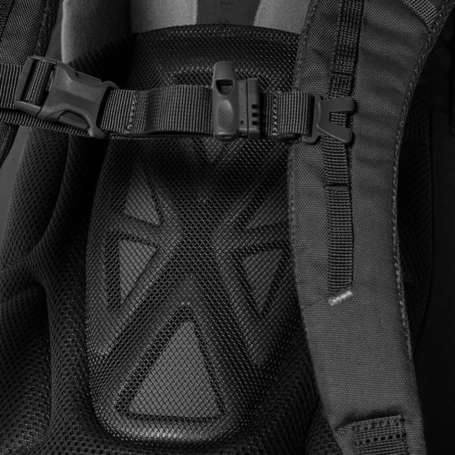 lowe alpine 60l backpack