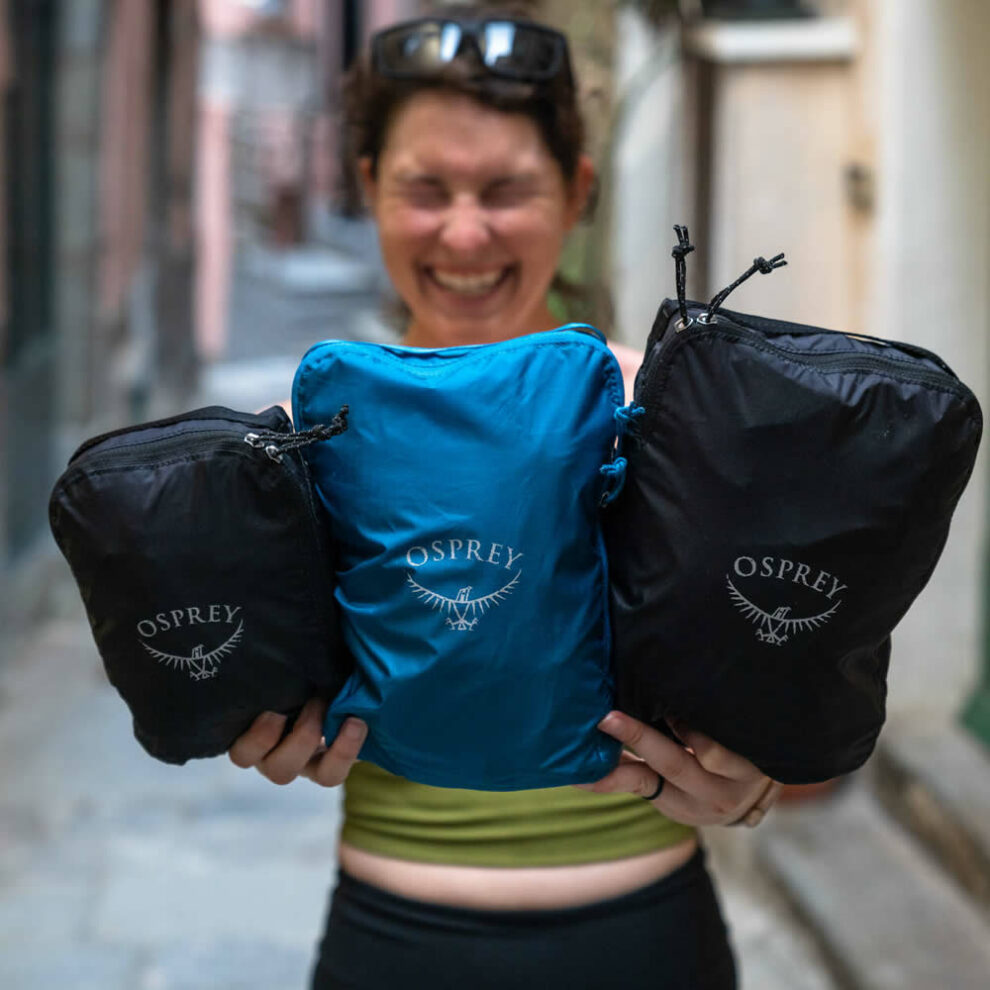 Buy Osprey Packing Cube Sets in Black & Waterfront Blue