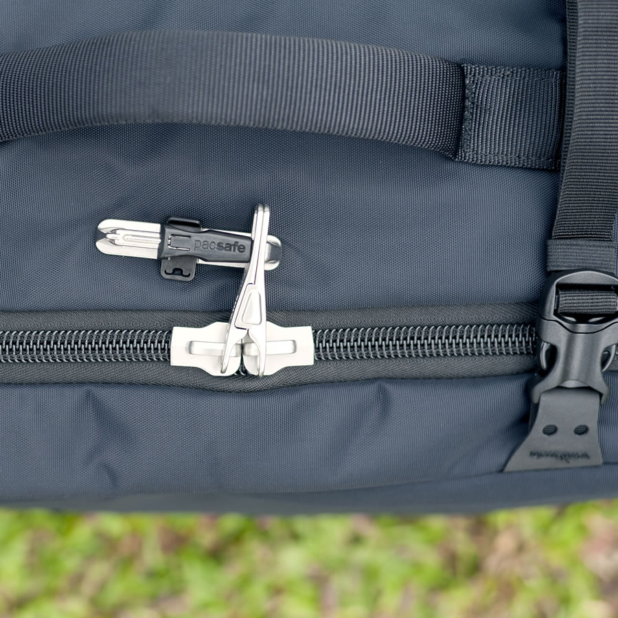 pacsafe vibe 40 backpack